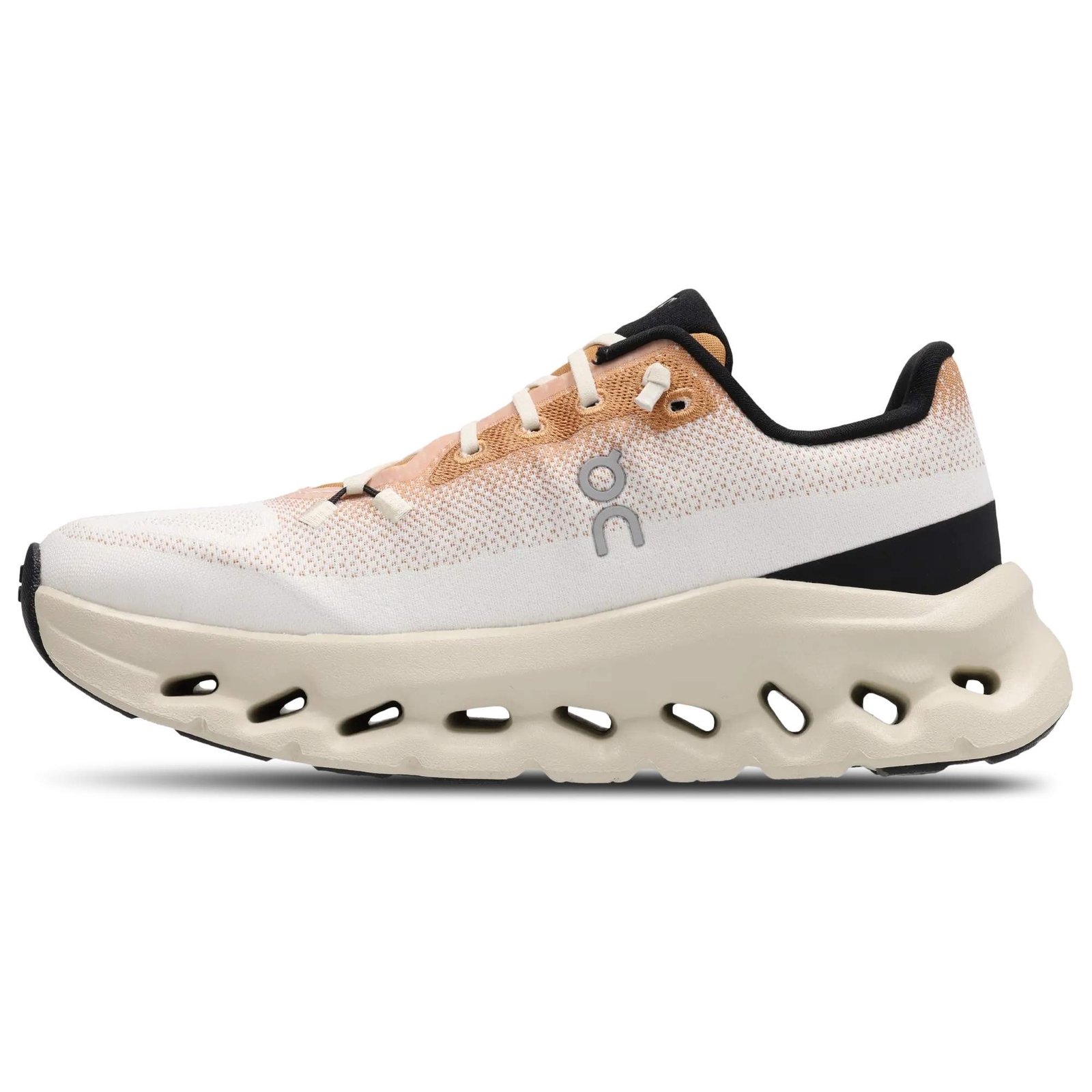 נעלי און קלאוד | On Cloudtilt Almond Ivory Shoes – תמונה 2