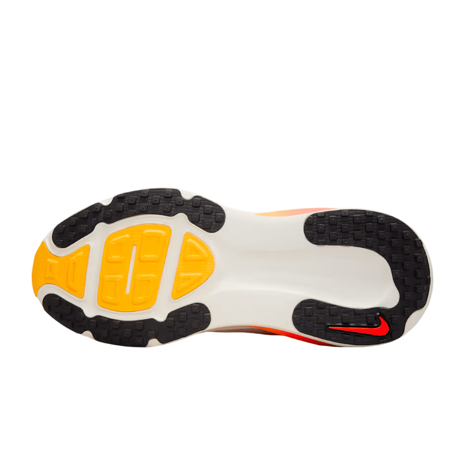 נעלי ריצות נייק | Nike Vomero 18 Road Running Shoes Sail/Laser Orange – תמונה 3