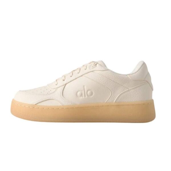 נעלי סניקרס אלו יוגה | ALO Recovery Mode Sneaker Clay