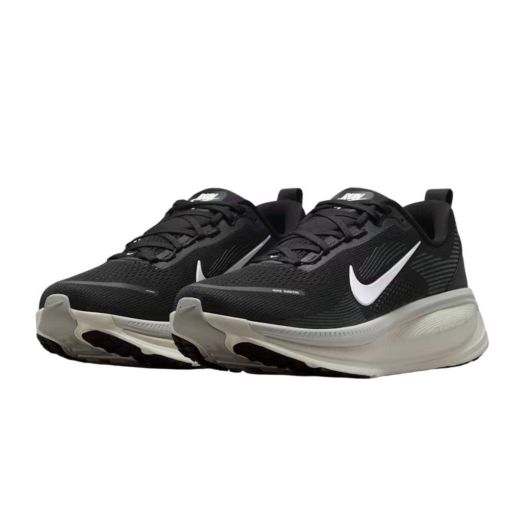 נעלי ריצות נייק | Nike Vomero 18 Road Running Shoes Black/Coconut Milk – תמונה 4