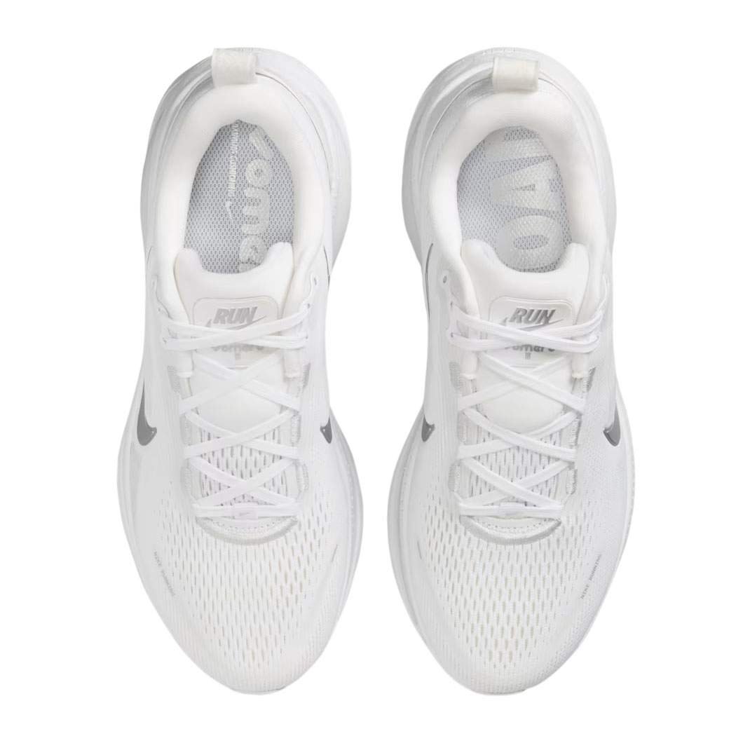 נעלי ריצות נייק | Nike Vomero 18 Road Running Shoes White/Photon Dust – תמונה 5