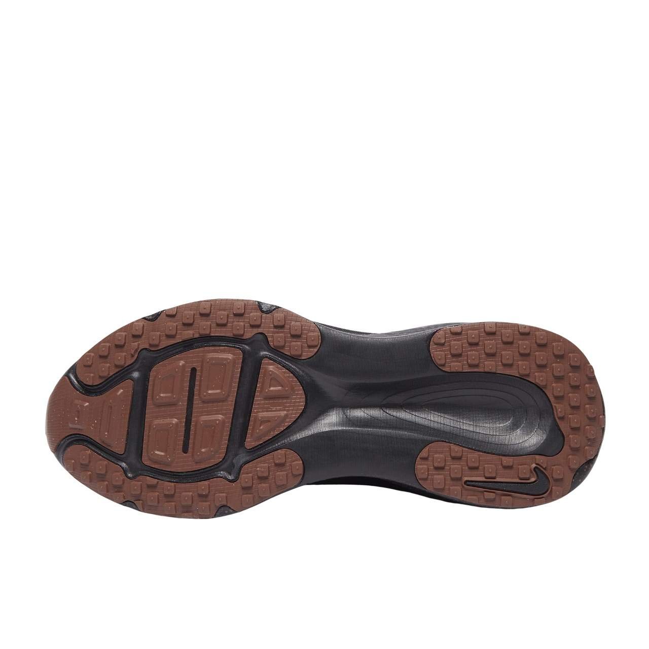 נעלי ריצות נייק | Nike Vomero 18 Black – תמונה 3