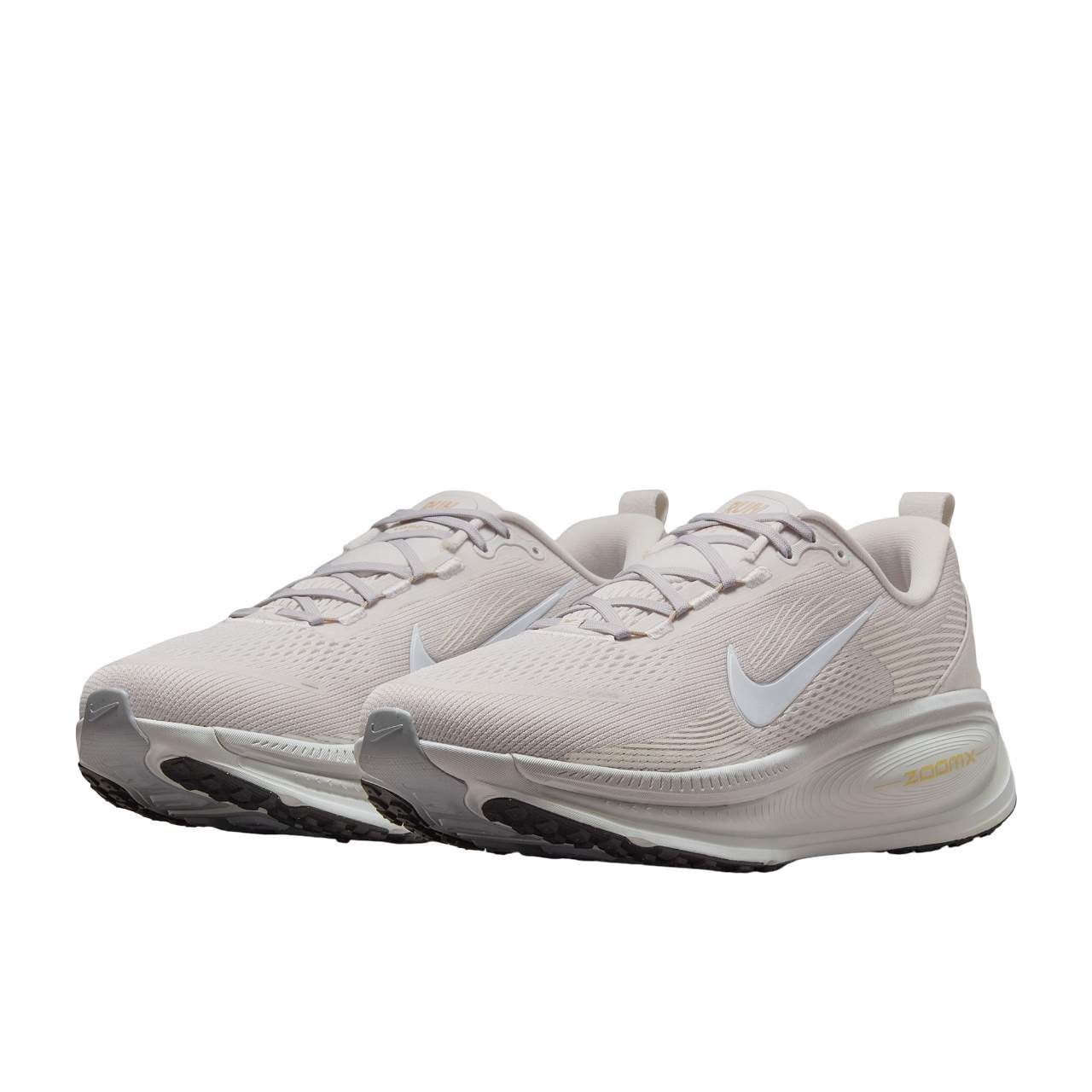 נעלי ריצות נייק | Nike Vomero 18 Vast Grey – תמונה 4