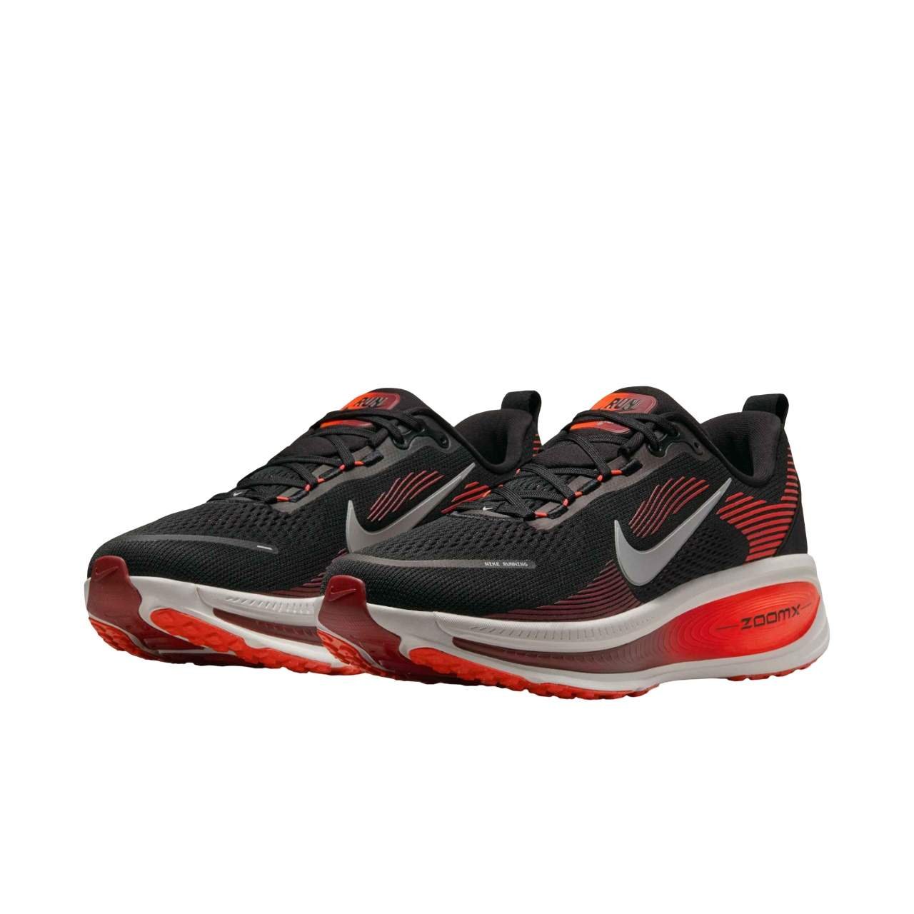 נעלי ריצות נייק | Nike Vomero 18 Black/Red – תמונה 4