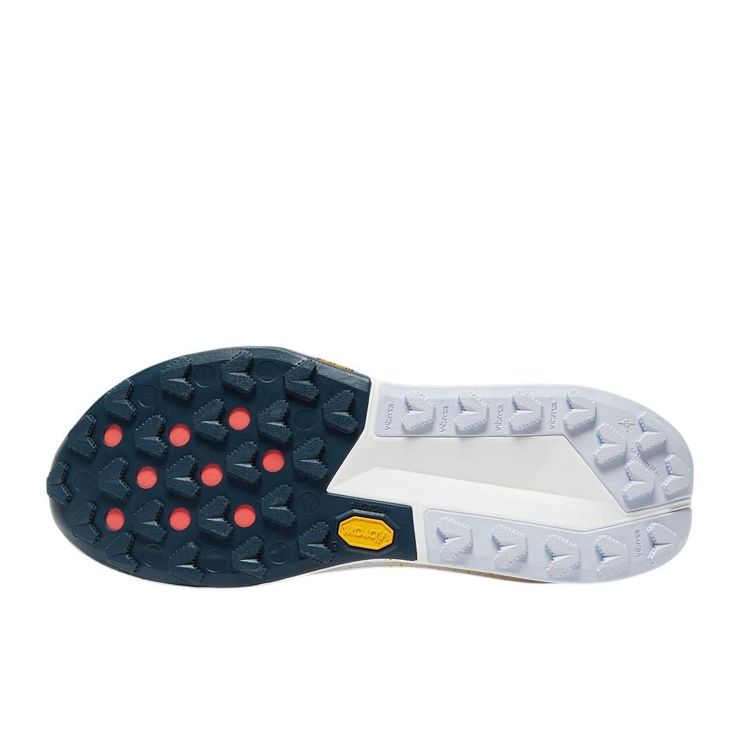 נעלי ריצות נייק | Nike Zegama 2 Pure Platinum/White Football Grey – תמונה 3