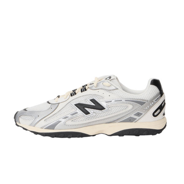נעלי ניו באלאנס | New Balance 204L Unisex Sports Shoes Metallic Silver Coloured/ Black